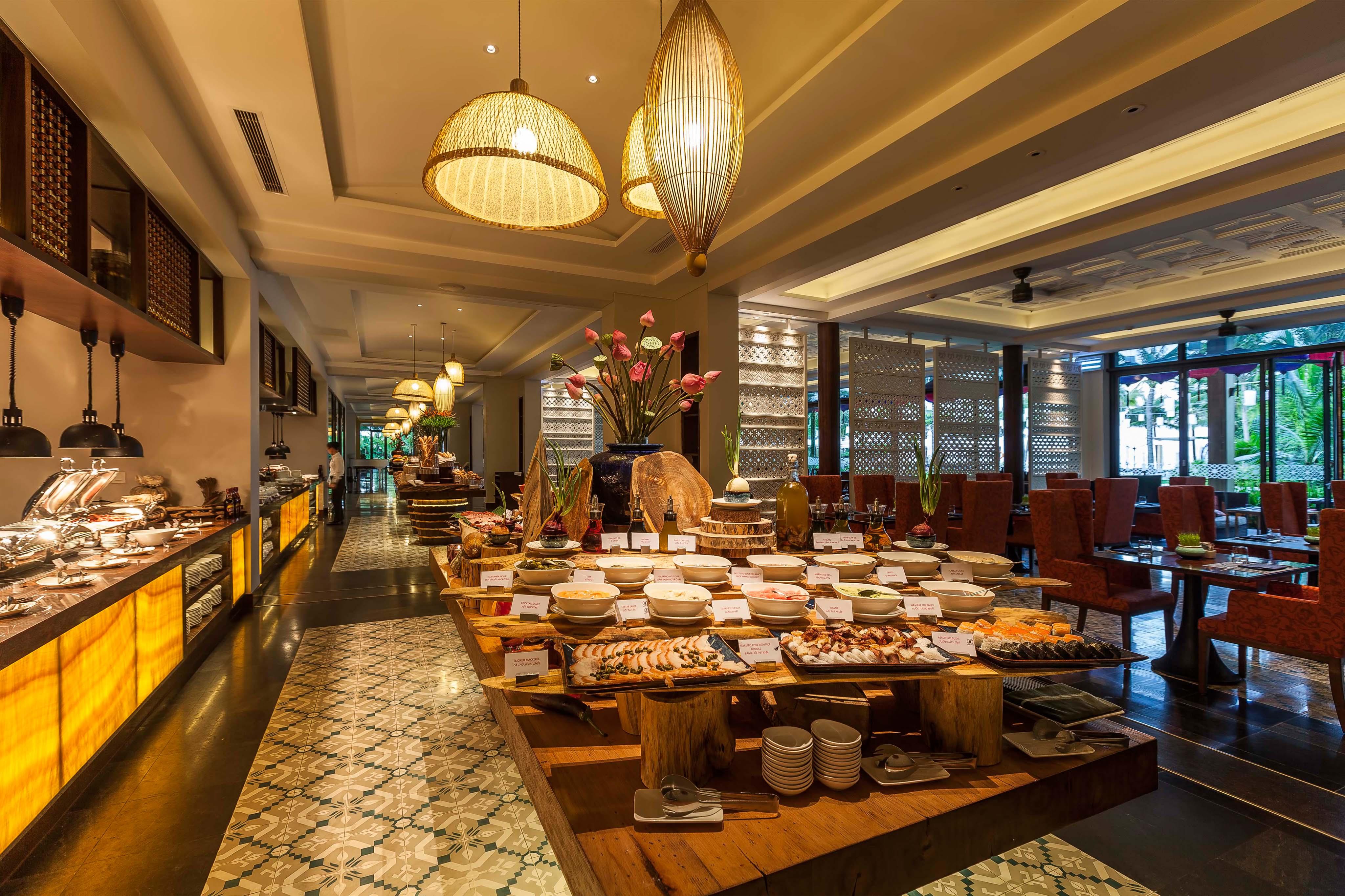 Salinda Resort Phu Quoc - Sparkling Wine Breakfast Exterior foto The buffet at the hotel's restaurant